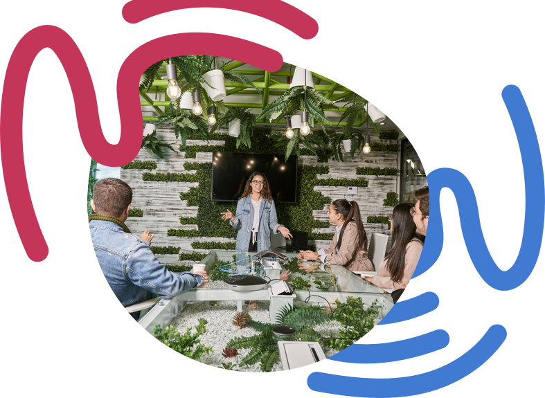 Emprendedores en reunión de innovación